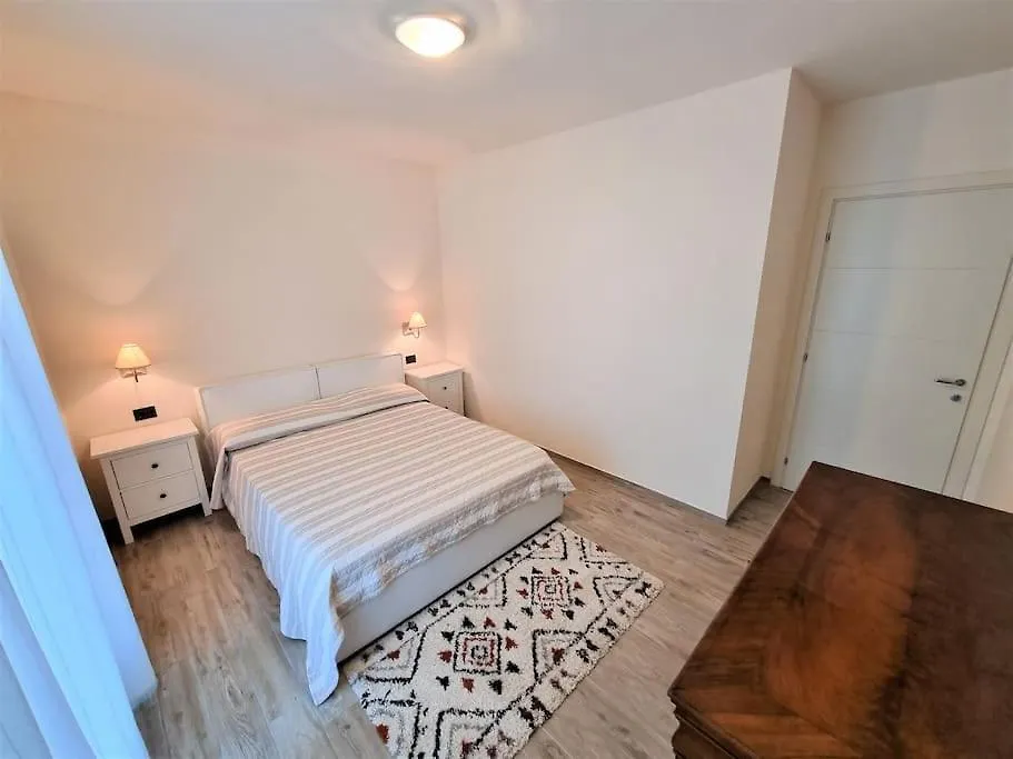 Apartmán Oasi Di Pace Nella Val Di Taro Compiano 0*,